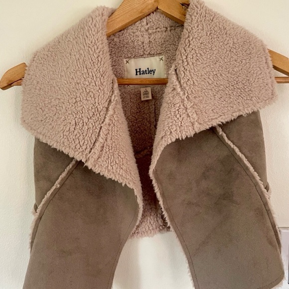 Hatley Girls 4 Faux Sherpa Soft Boho Drape Vest Warm Soft Plush - Picture 1 of 3